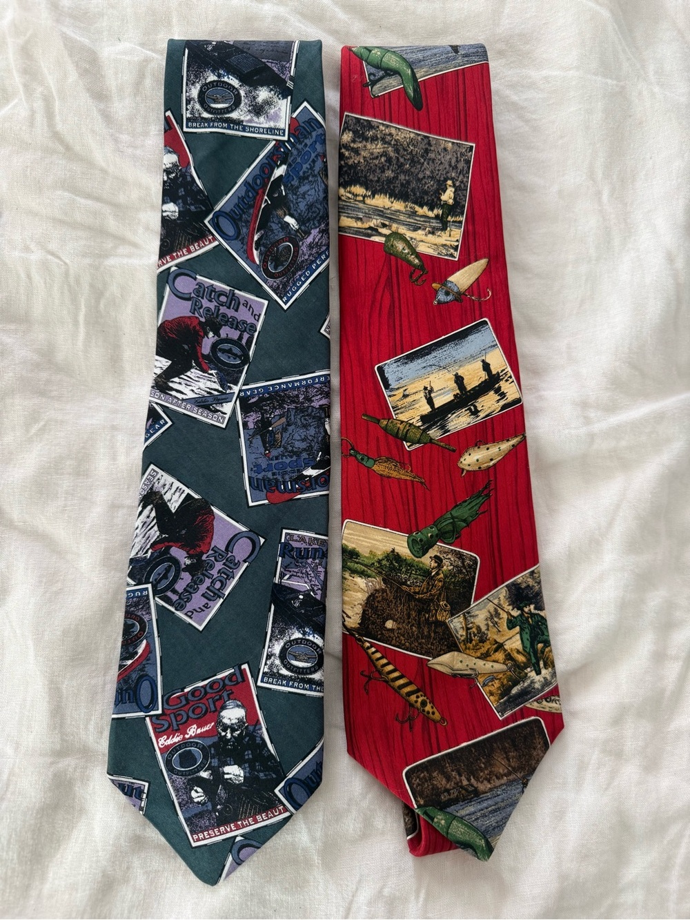 Eddie Bauer Men's Fishing-Themed Silk Tie - Green and Red EUC 1208